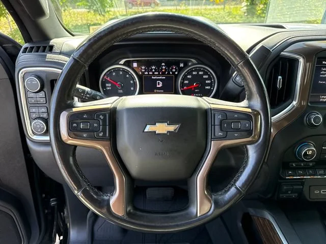 Used 2020 Black Chevrolet High Country image 12