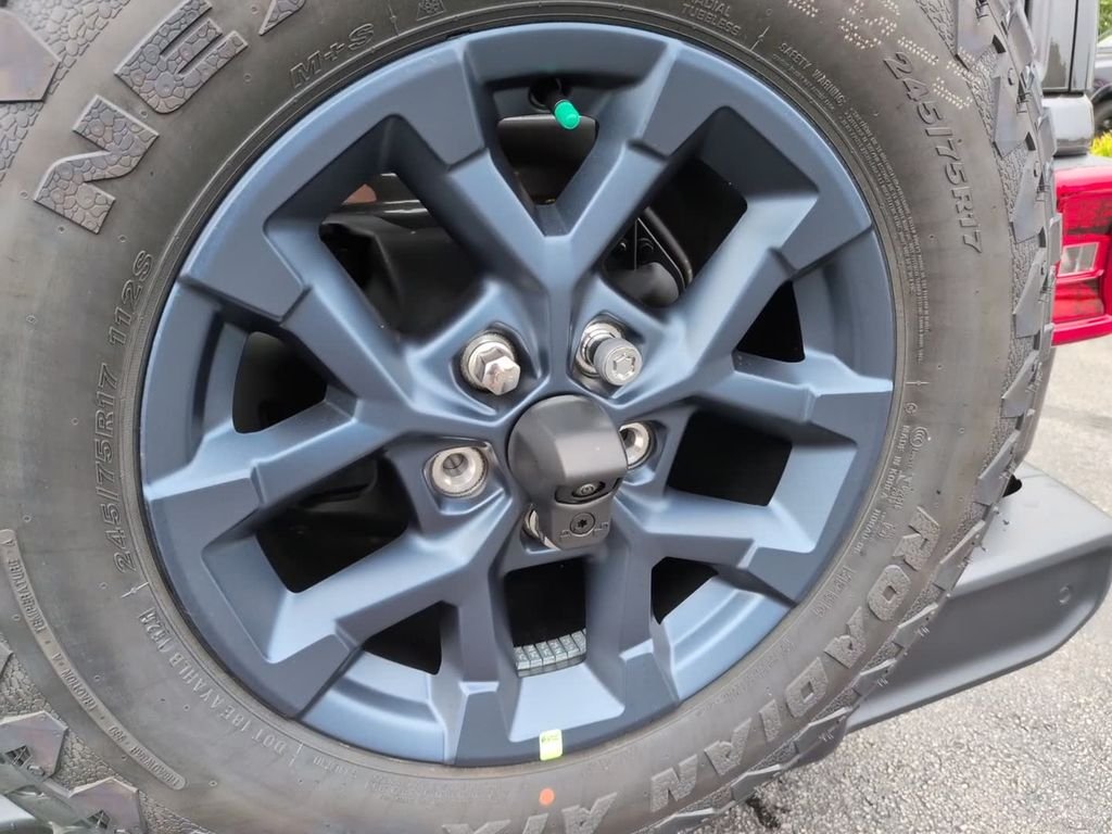 New 2026 Granite Crystal Metallic Clear-Coat Exterior Paint Jeep 85th Anniversary Edition image 8