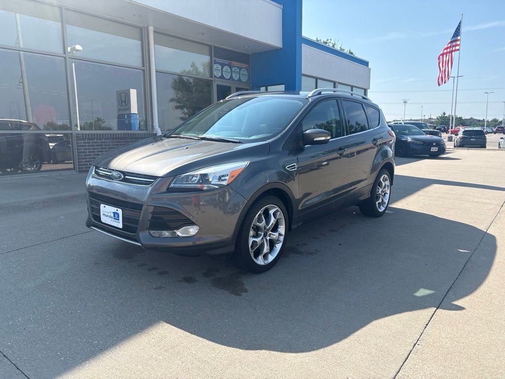 Used 2016 Magnetic Ford Titanium image 1