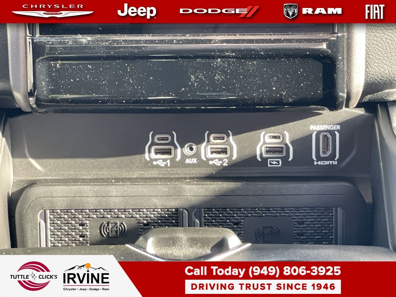 New 2026 Molten Red Pearl-Coat Exterior Paint RAM Laramie image 13
