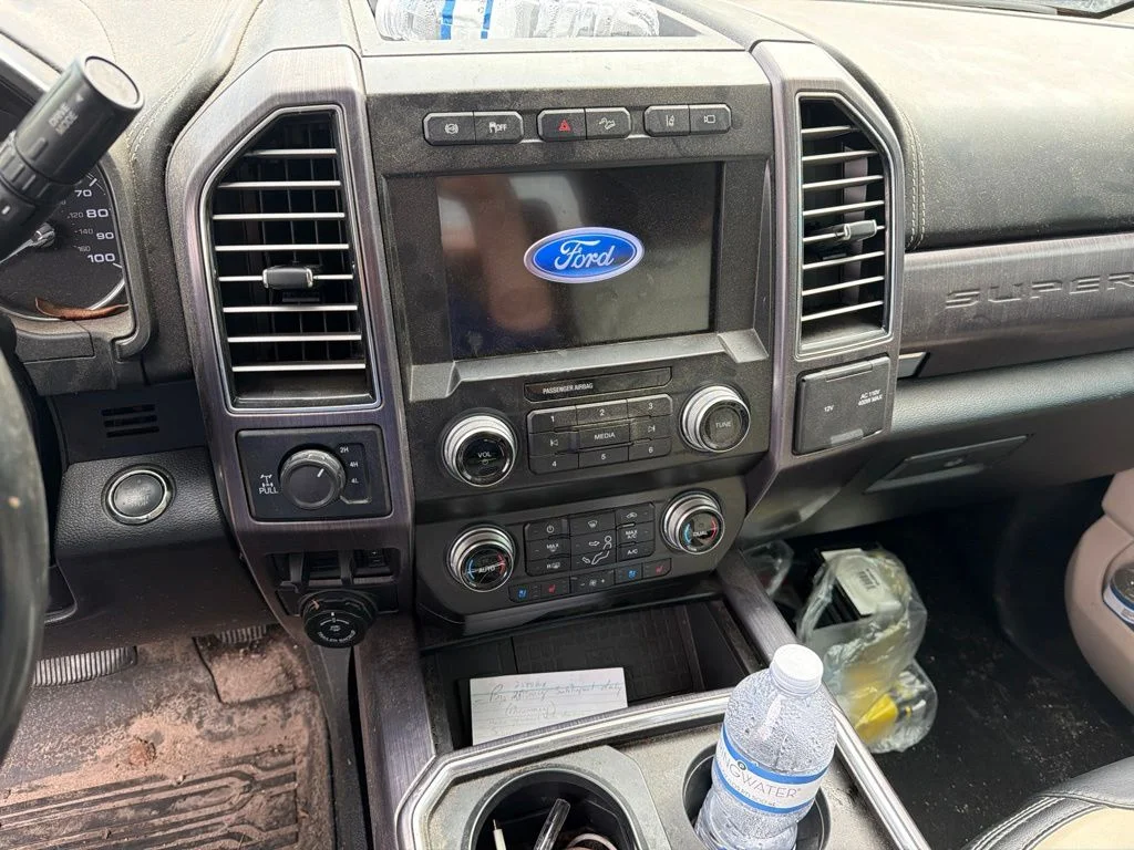 Used 2020 Red Ford Limited image 18