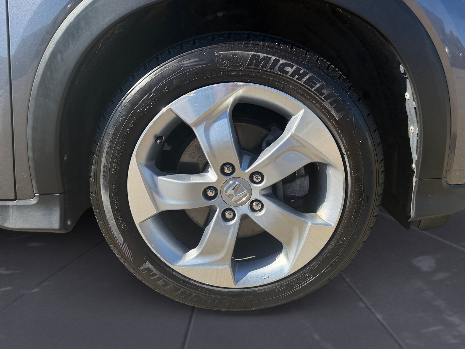 Certified Used 2019 Modern Steel Metallic Honda LX image 41