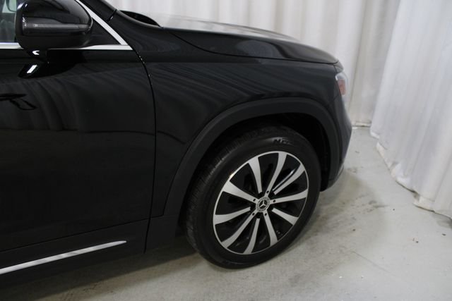 Used 2022  Mercedes-Benz GLB 250 image 38