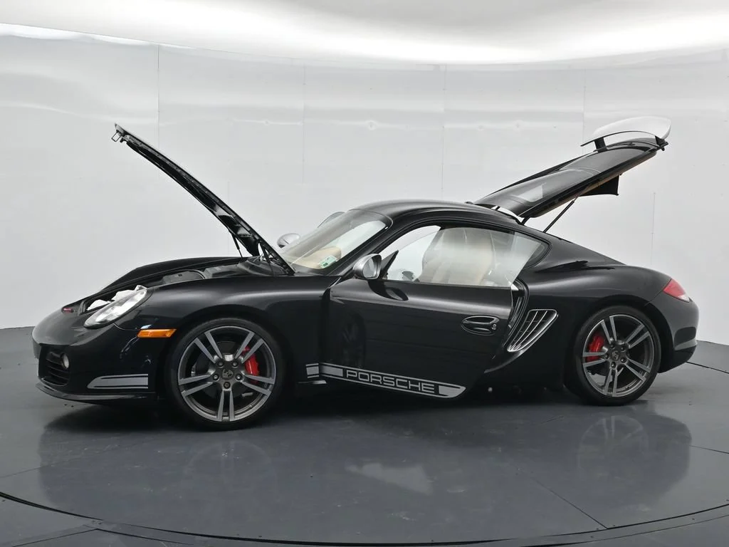 Used 2012 Black Porsche R image 19