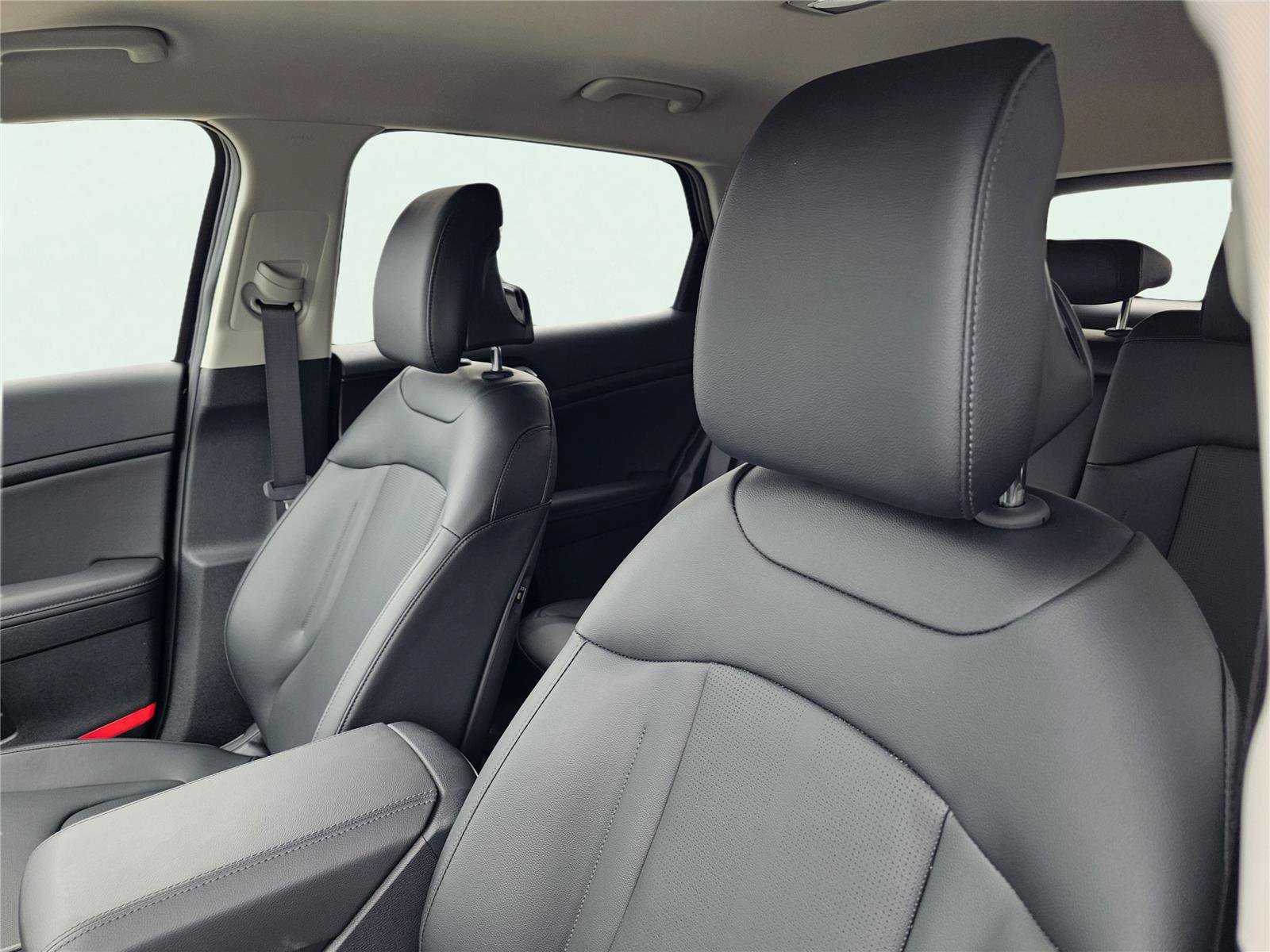 New 2026 Ebony Black Kia EX image 18