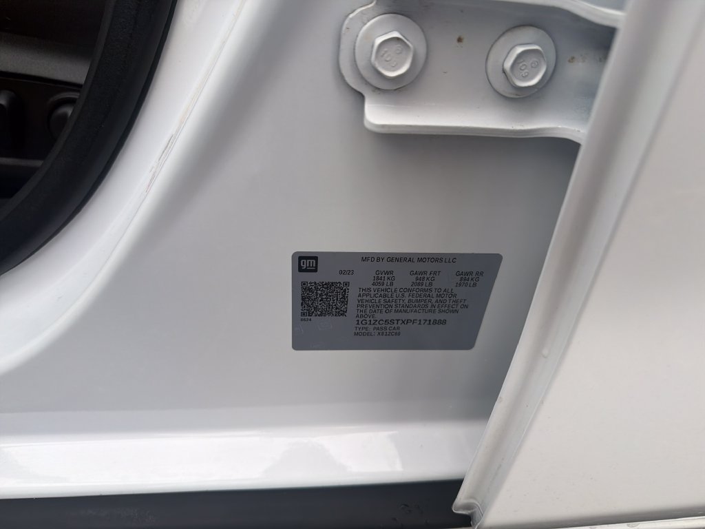 Used 2023 White Chevrolet LS image 24