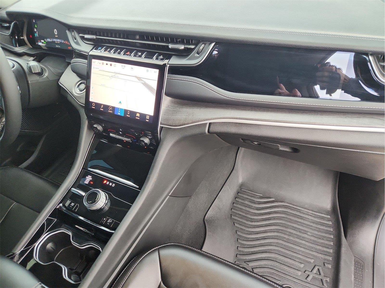 2023 Jeep Grand Cherokee 4xe BASE Gray at Davis Chevrolet