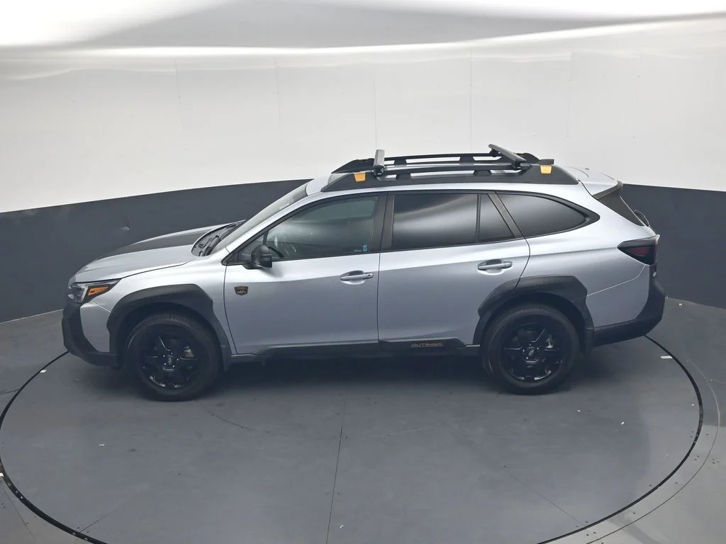 Used 2022 Silver Subaru Wilderness image 34