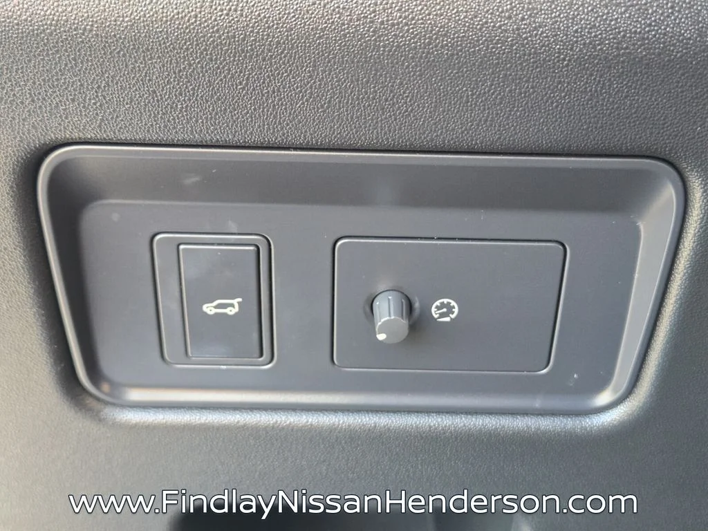 Used 2019  Land Rover HSE image 26