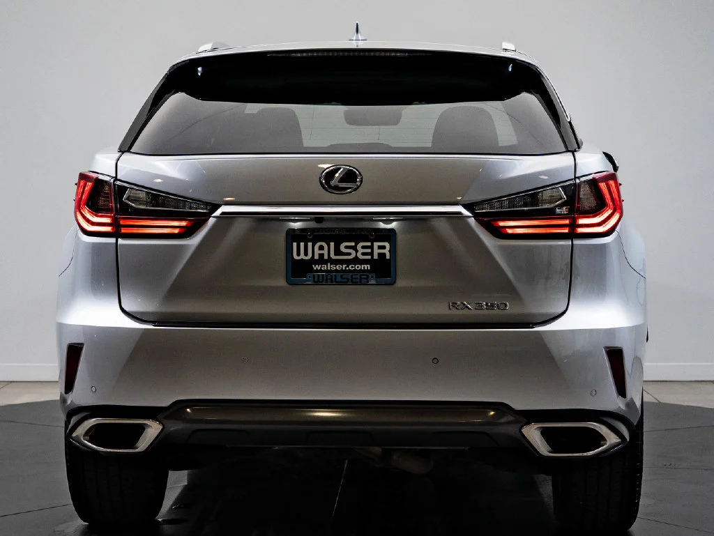 Used 2017 Silver Lining Metallic Lexus 350 Premium image 7