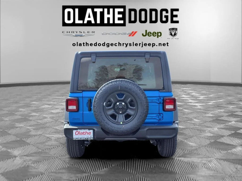 New 2026 Hydro Blue Pearl-Coat Exterior Paint Jeep Sport image 26