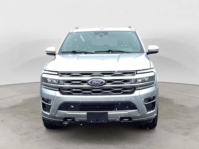 Used 2024 Silver Metallic Ford Platinum image 7