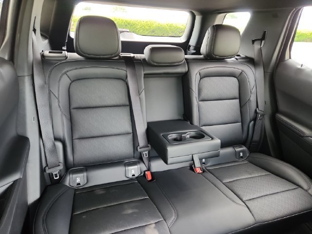 2027 Chevrolet Equinox LT - Photo 17