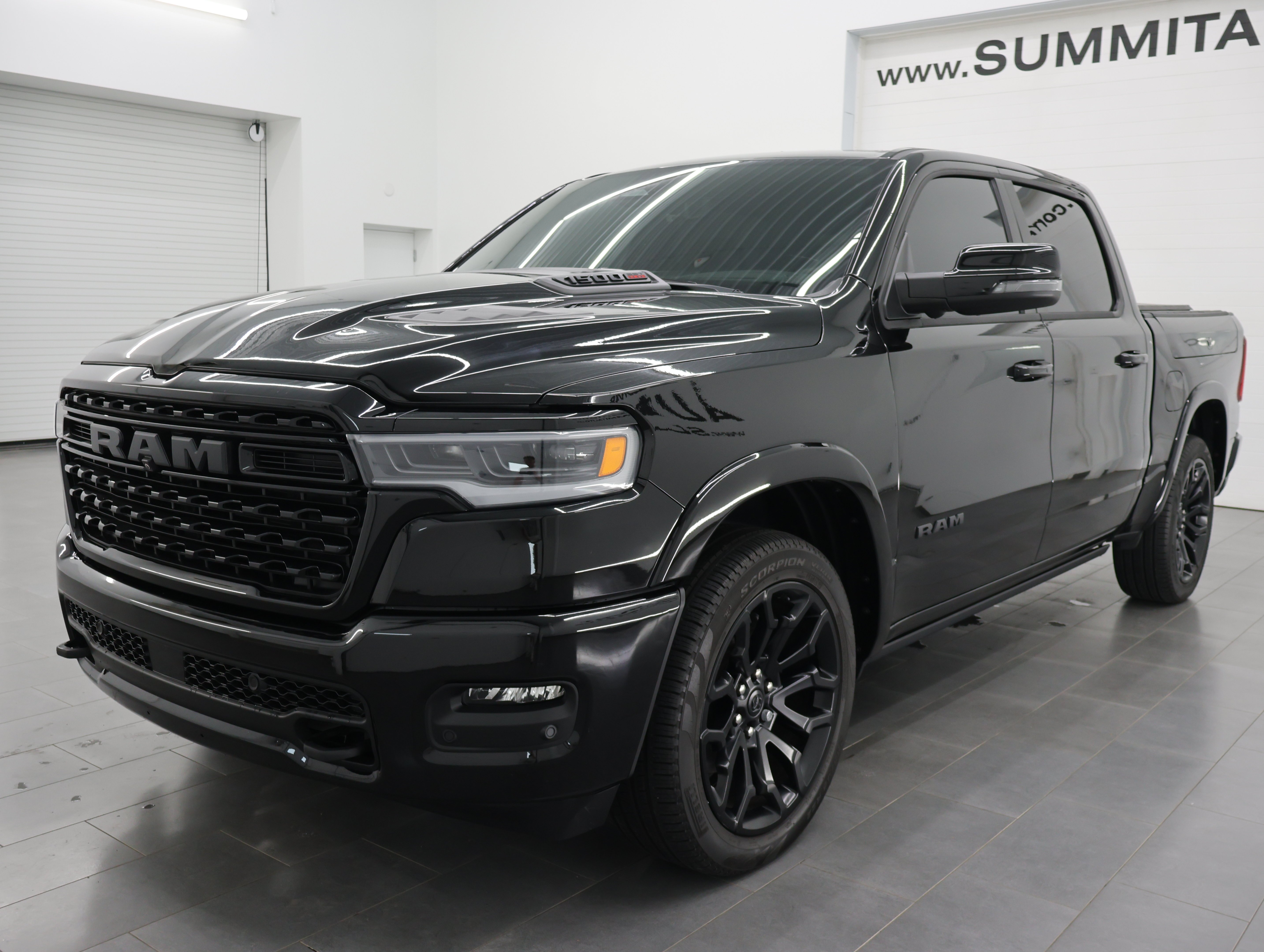 Used 2025 Diamond Black Crystal Pearlcoat Ram Limited image 7