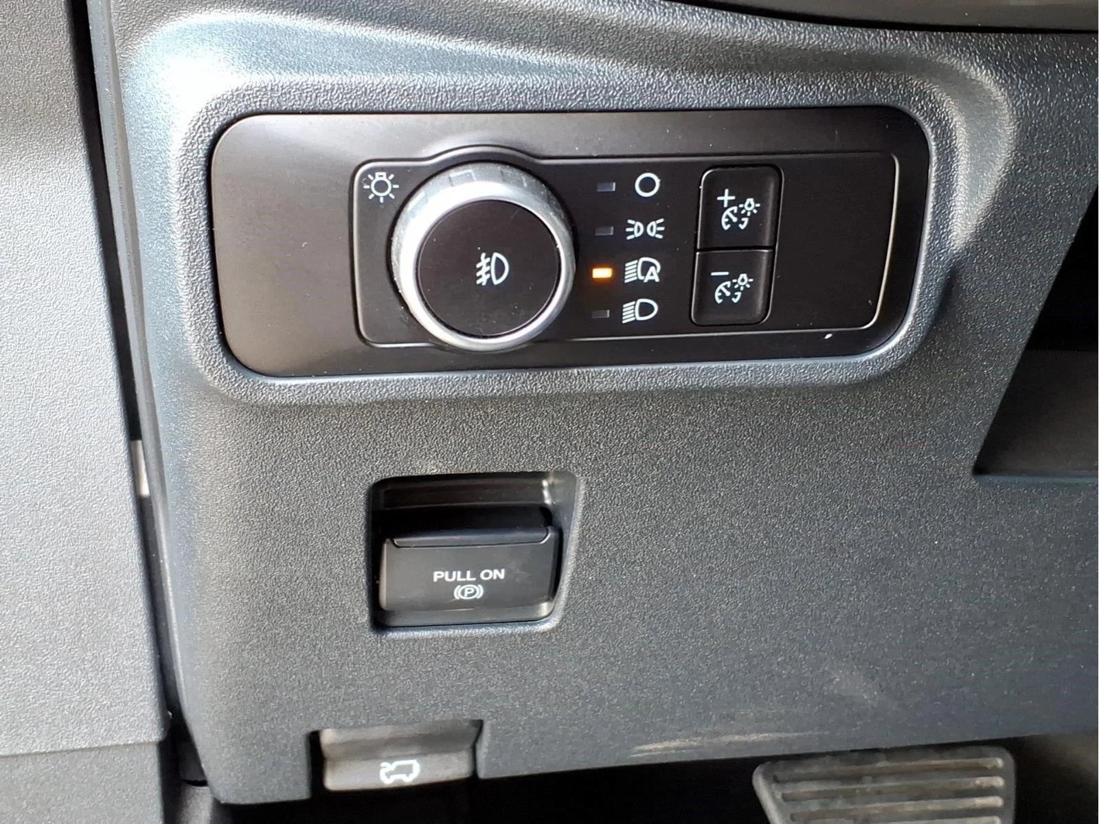 Used 2025  Ford Badlands image 19