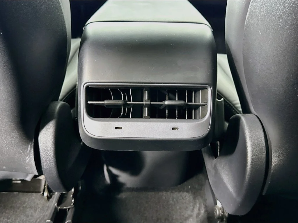Used 2023 White Tesla Long Range image 25