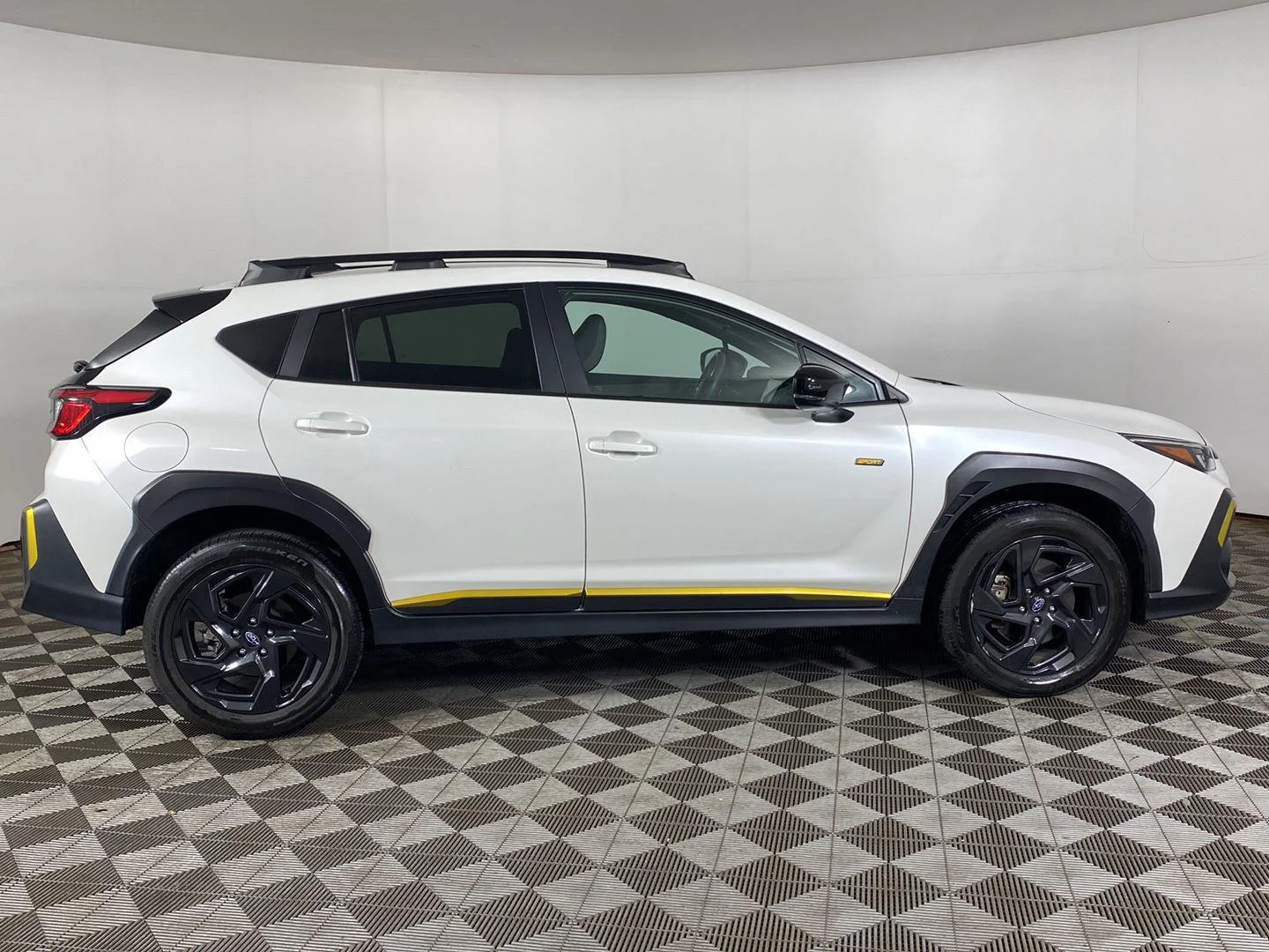 Used 2024 Crystal White Pearl Subaru Sport image 4