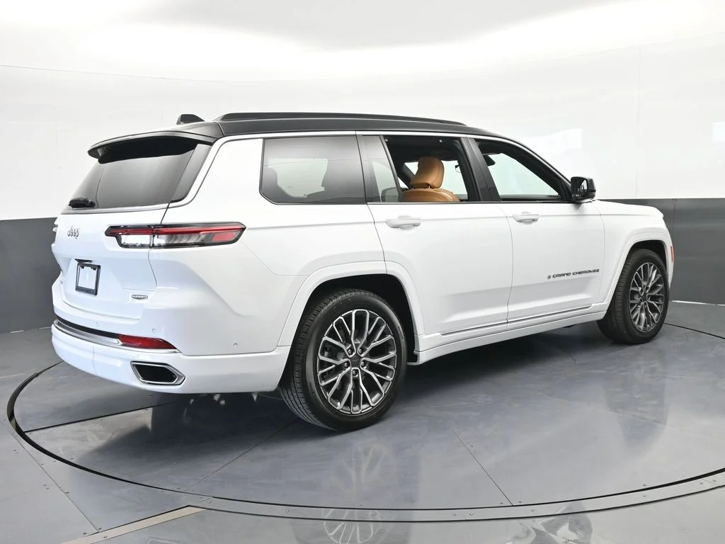 2025 Jeep Grand Cherokee L Summit Reserve - Photo 6
