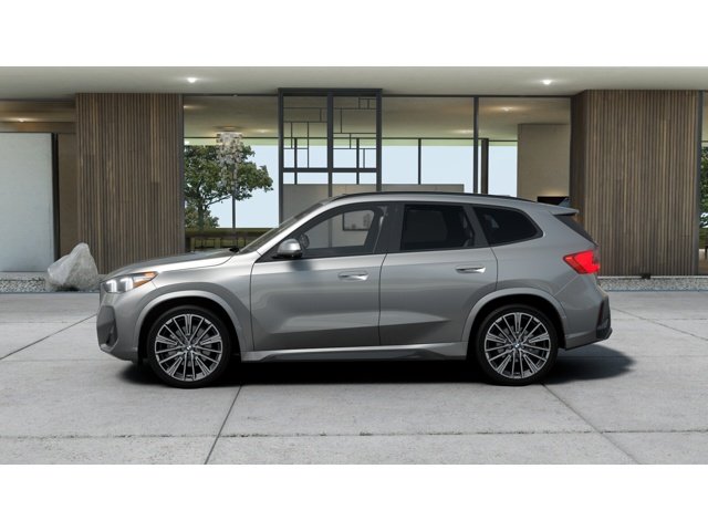 New 2026 Space Silver Metallic BMW xDrive28i image 4
