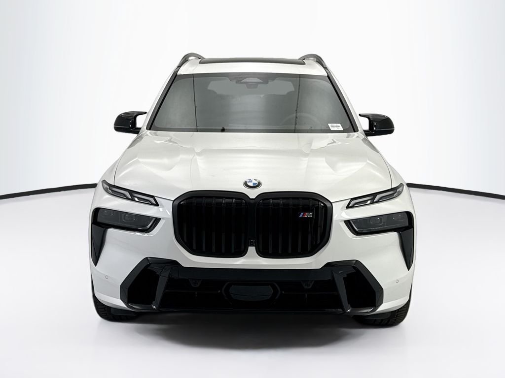 New 2027 White Metallic BMW M60i image 2