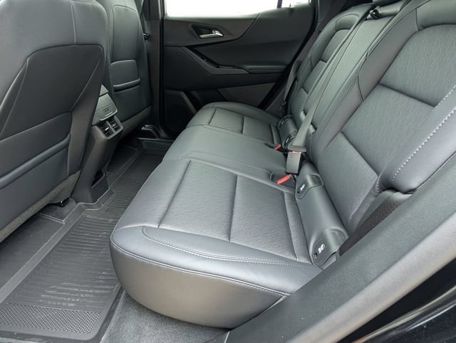 2027 Chevrolet Equinox LT - Photo 7