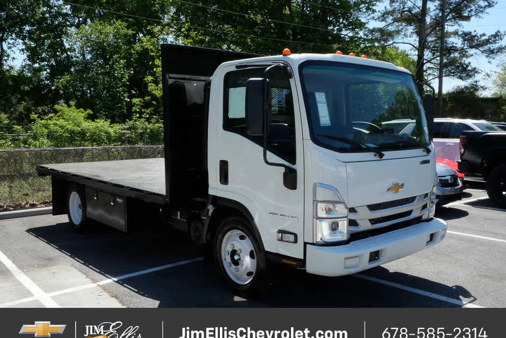 2024 Chevrolet Low Cab Forward 4500 Gas 176" WB Regular Cab's photo