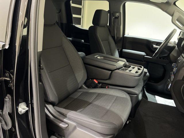 2025 Chevrolet Silverado 1500 Custom - Photo 23