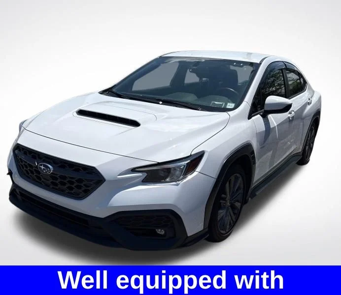 Used 2023 White Subaru Base image 3