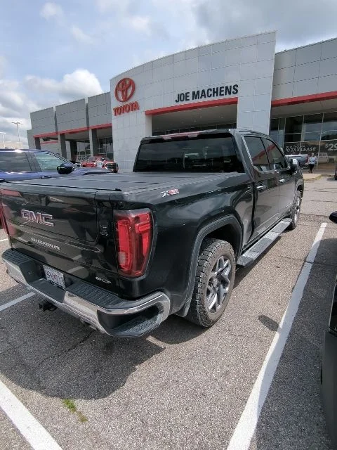 Used 2023 Black GMC SLT image 3