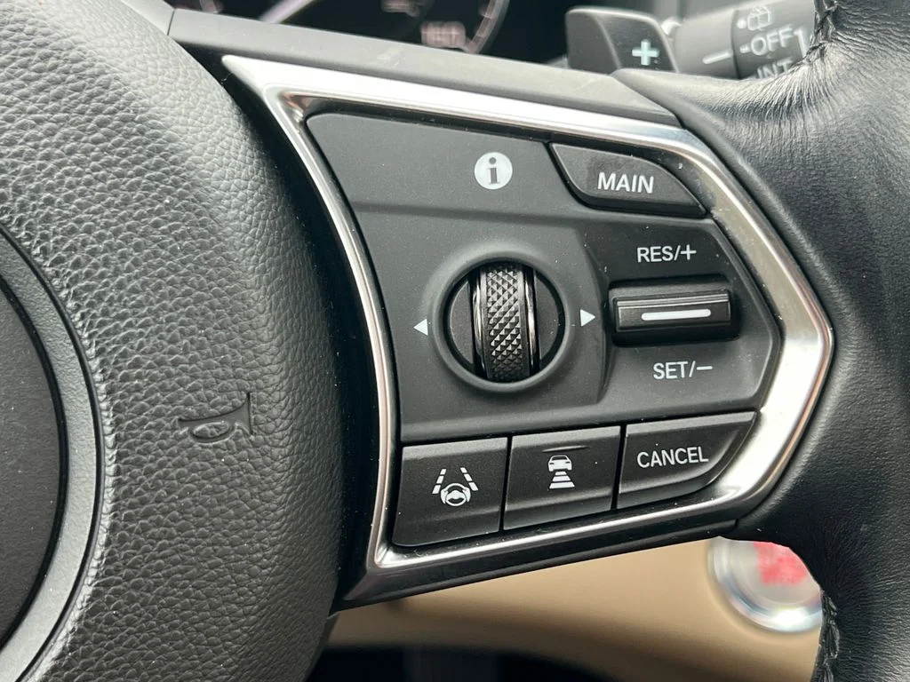 Used 2021 White Acura Technology Package image 23