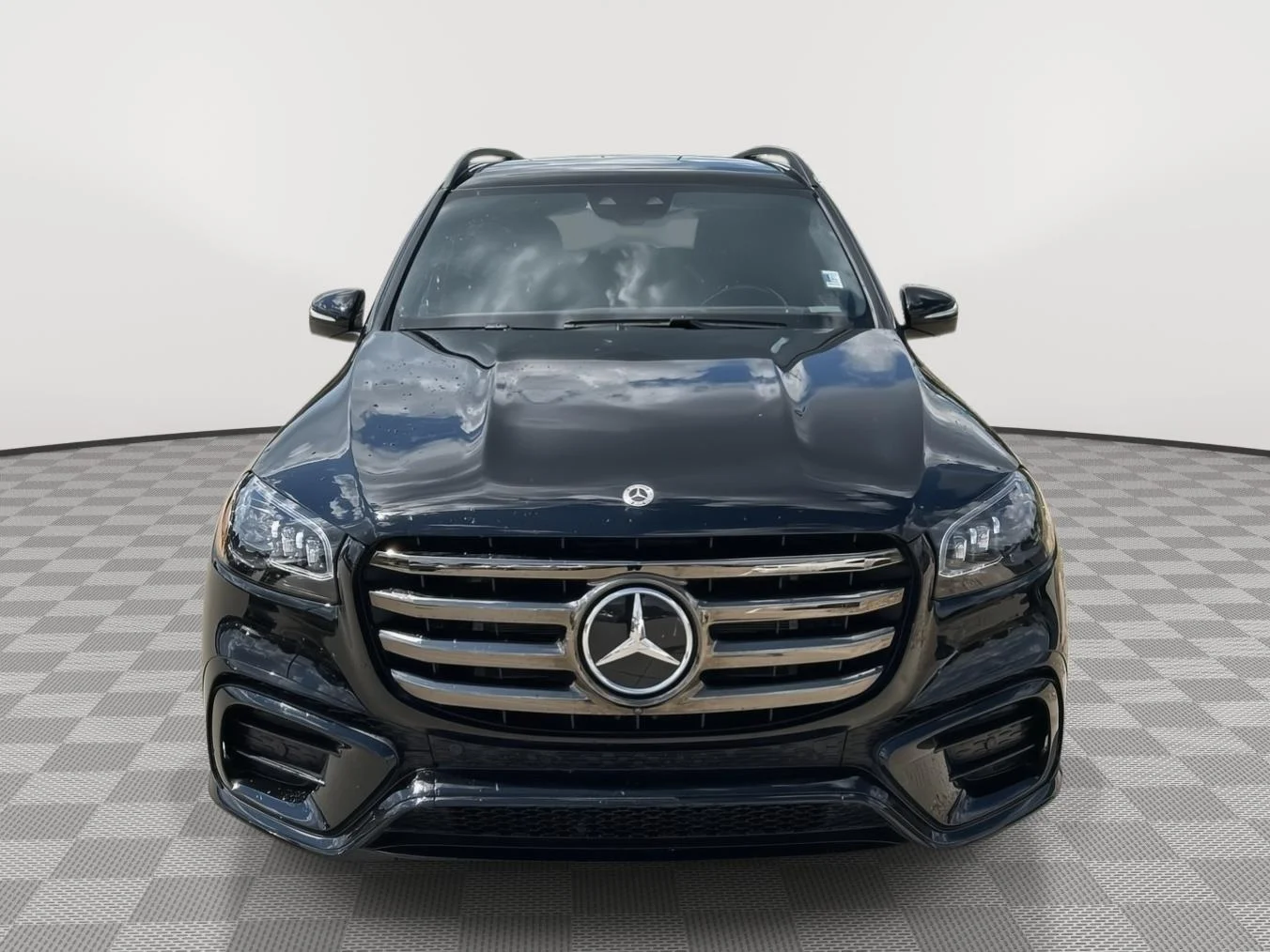 Certified Used 2025 Black Mercedes-Benz GLS 450 image 4