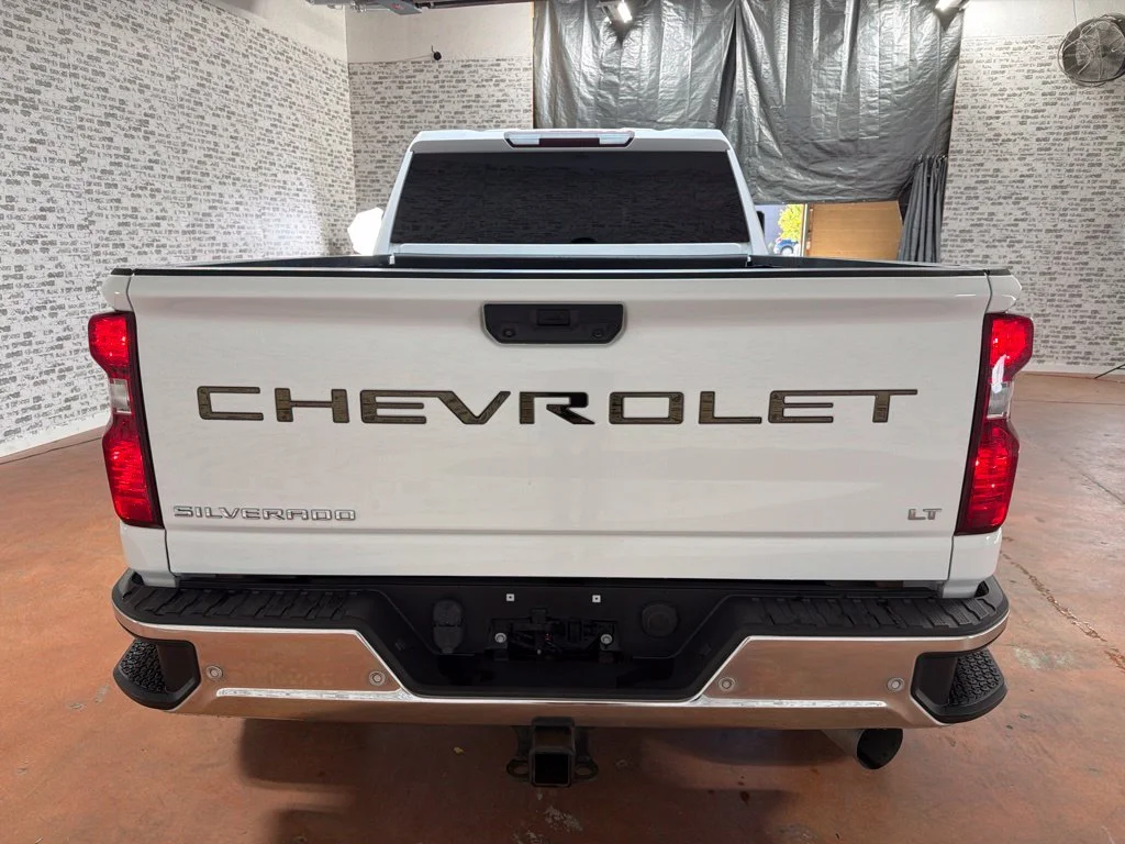 Used 2021 Summit White Chevrolet LT image 6