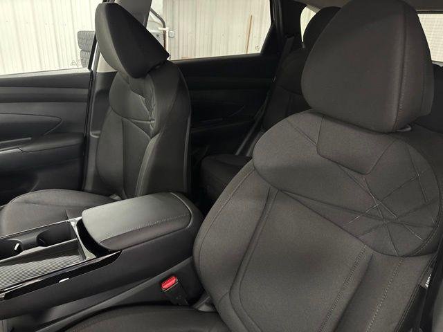 New 2026 White Hyundai SEL AWD image 7