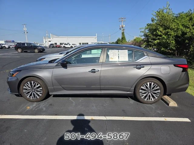 Used 2025 Gray Nissan 2.5 SV image 8