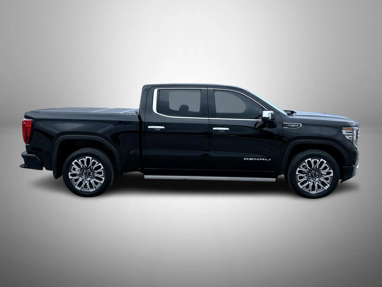 Used 2024 Black GMC Denali Ultimate image 4