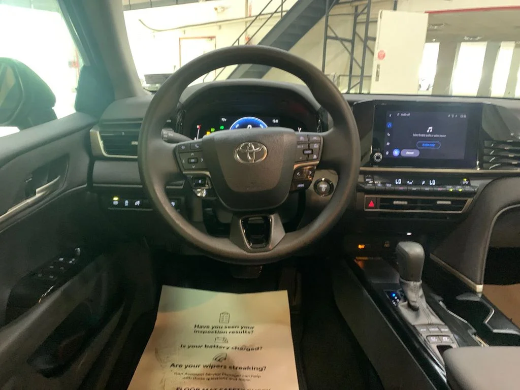 Used 2026  Toyota LE image 17