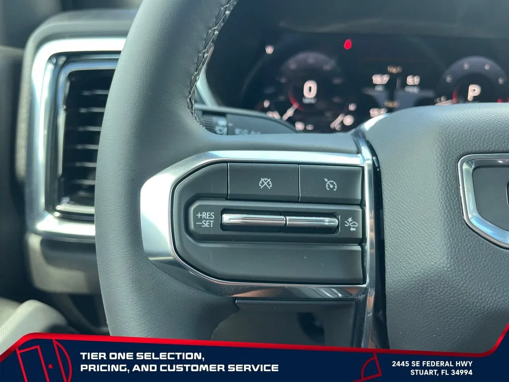 New 2026 Sterling Metallic GMC Elevation image 25