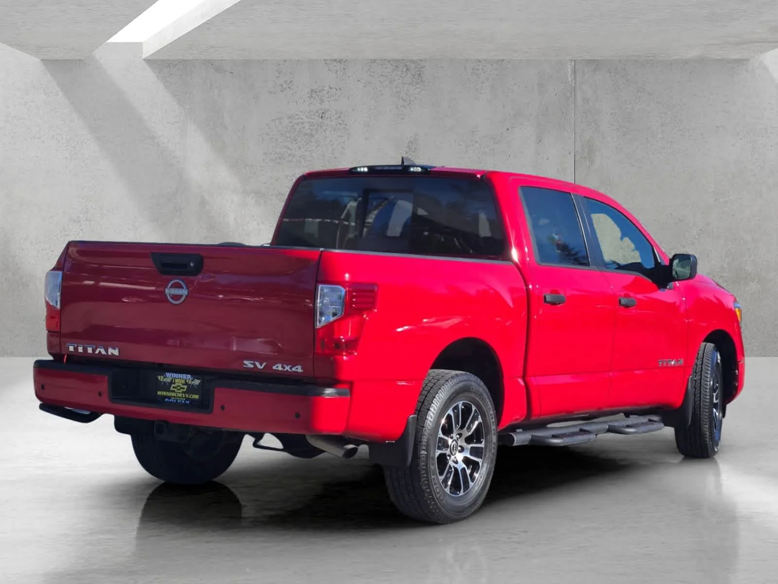 Used 2023  Nissan SV image 4