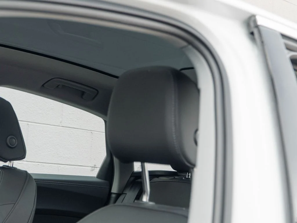 Used 2025 White Audi  image 19