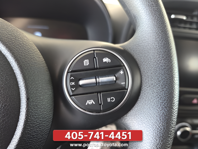 2025 Kia Soul LX - Photo 13