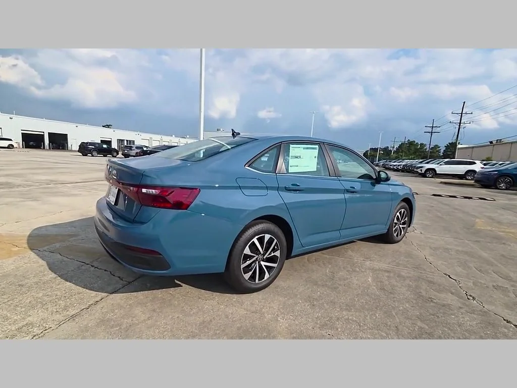 New 2026 Blue Volkswagen 1.5T S image 33