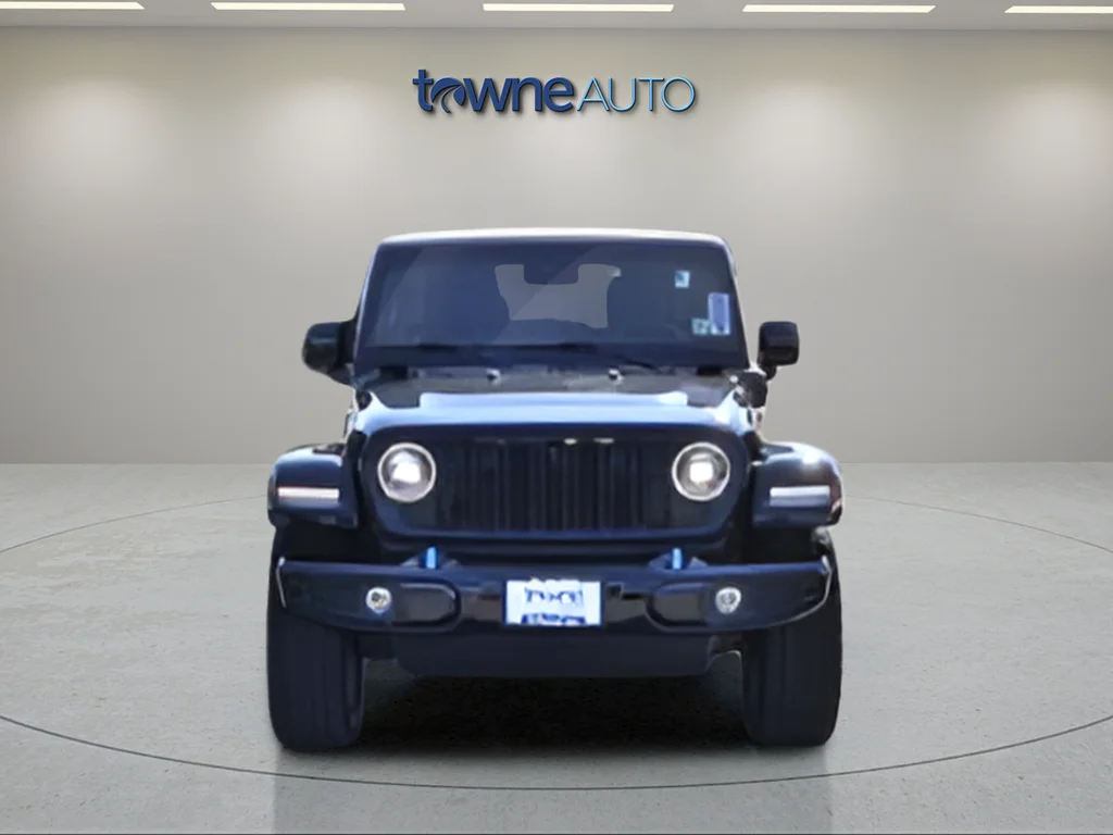 Used 2024 Black Jeep High Altitude 4xe image 11