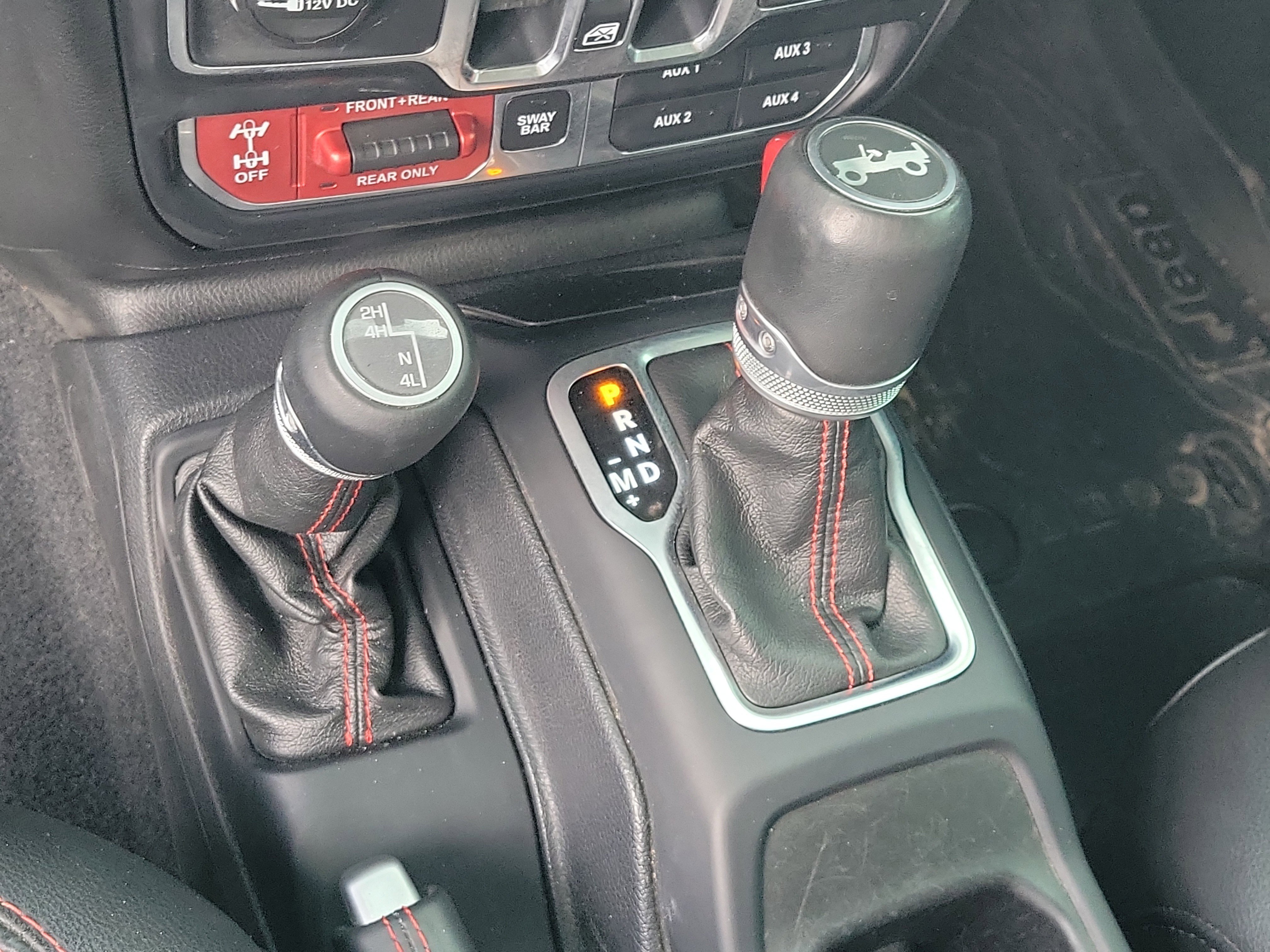 Used 2019 Bikini Pearlcoat Jeep Rubicon image 28