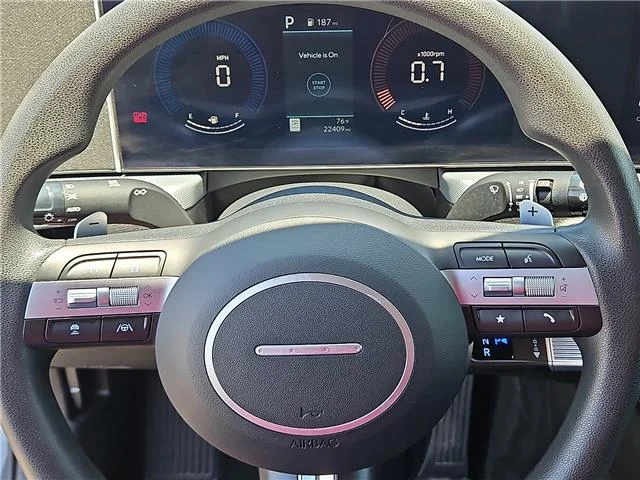 Used 2025 Portofino Gray Hyundai SEL Front-Wheel Drive image 15