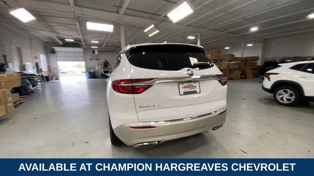 Used 2020 Summit White Buick Essence image 9