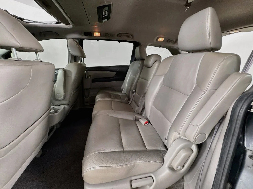 Used 2011 Gray Honda Touring image 30