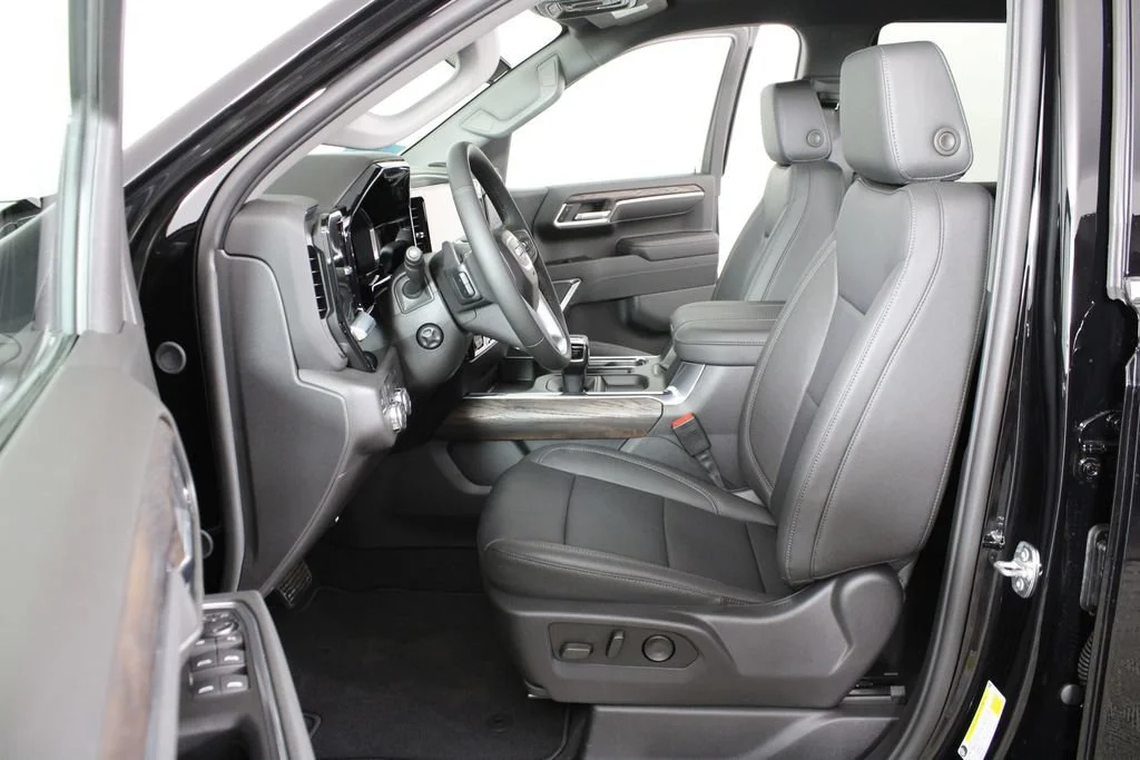 2026 GMC Sierra 1500 SLT - Photo 23