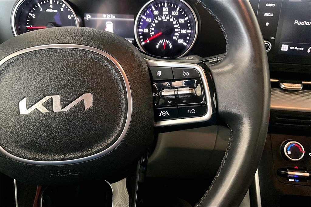 2024 KIA CARNIVAL - Image 18