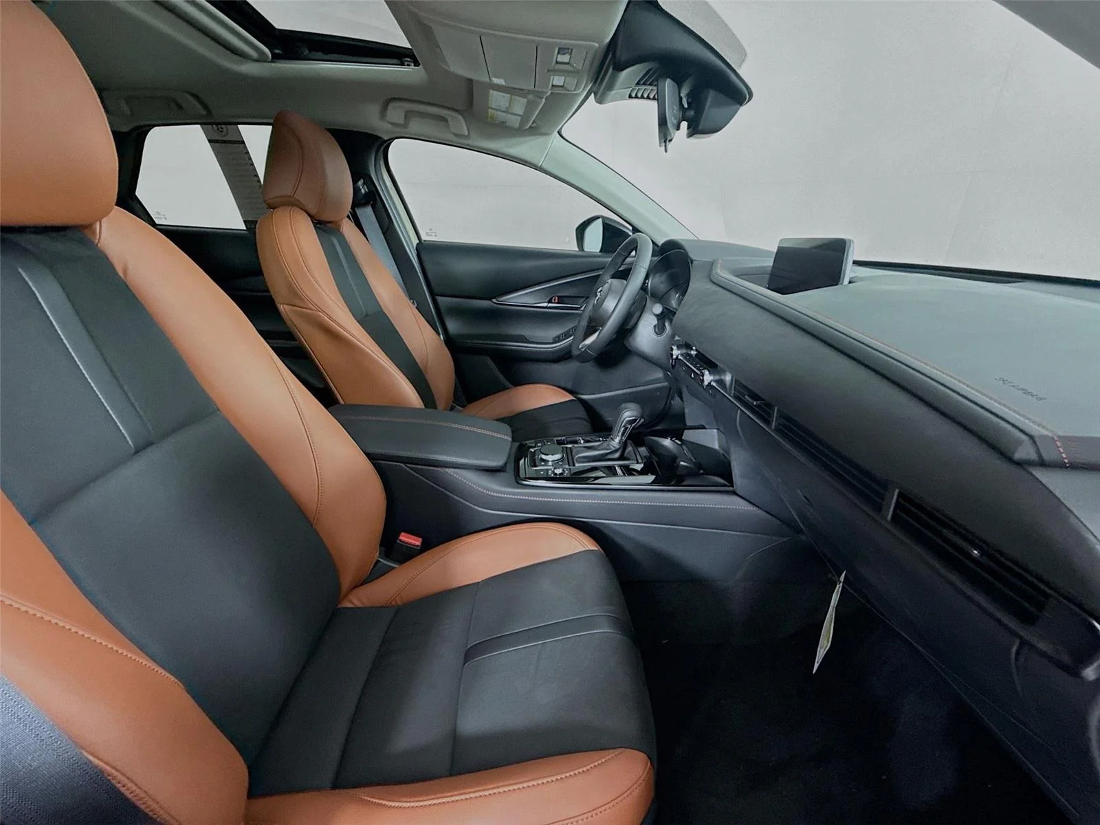2025 Mazda CX-30 Carbon Turbo - Photo 42