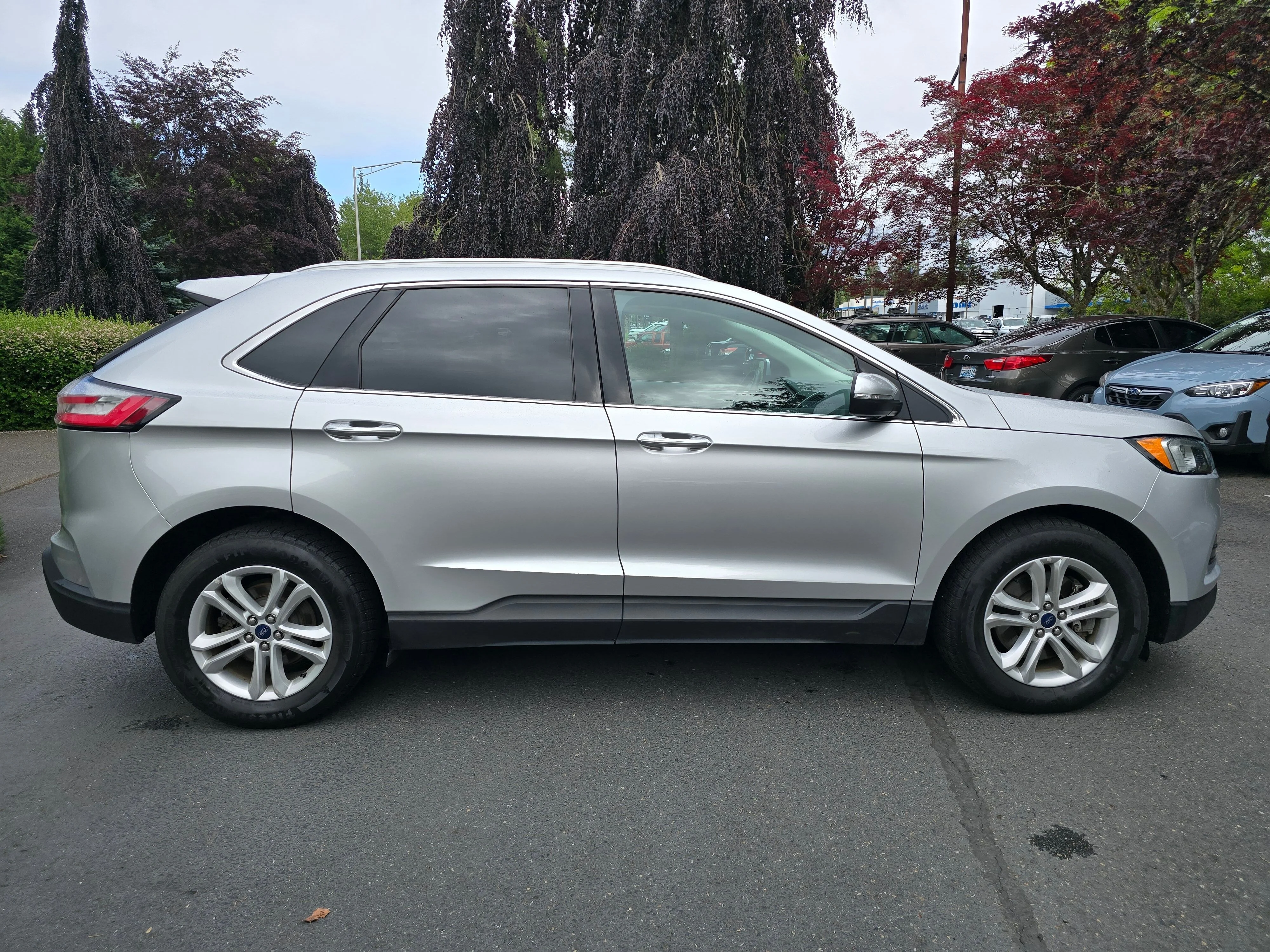 Used 2019 Ingot Silver Metallic Ford SEL image 3